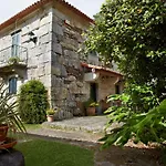 Casa Del Cura De Oliveira فيلة غوندومار