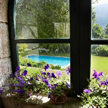 Casa Del Cura De Oliveira Villa