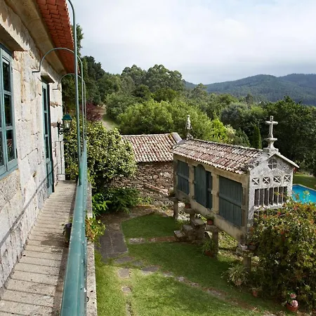 Casa Del Cura De Oliveira Villa *