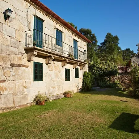 Casa Del Cura De Oliveira Villa *