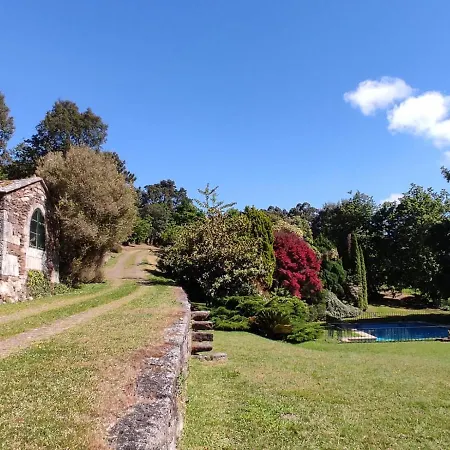 Casa Del Cura De Oliveira