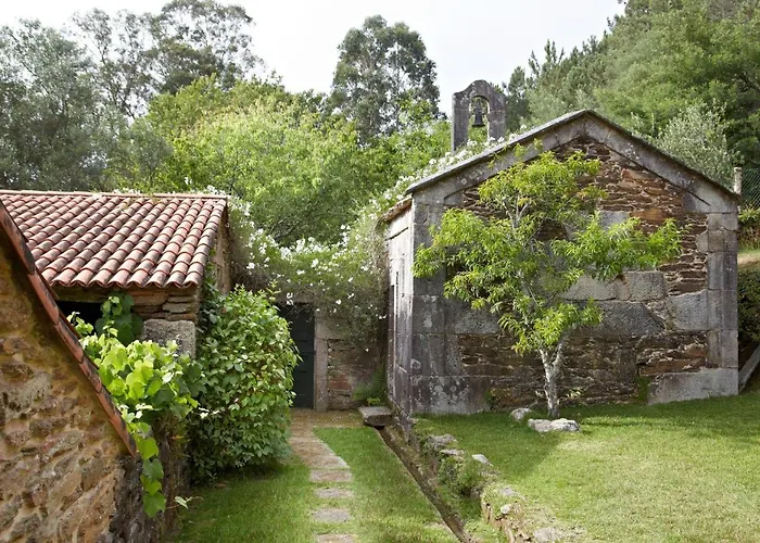 Casa Del Cura De Oliveira Villa