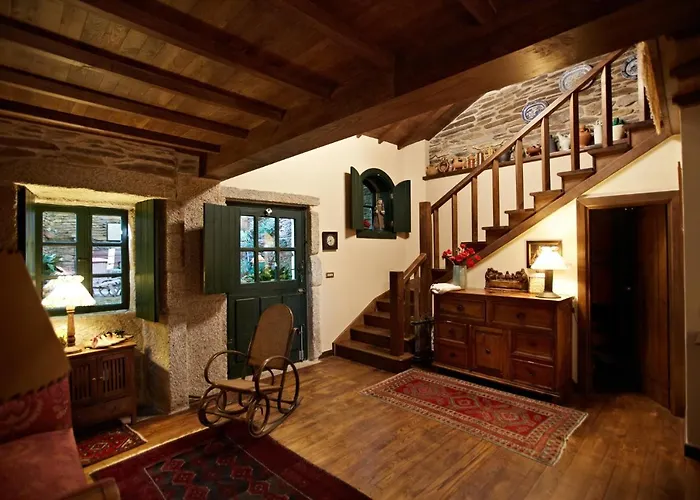 Casa Del Cura De Oliveira ヴィラ *