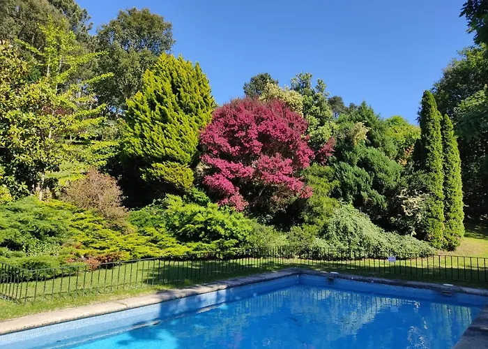 Casa Del Cura De Oliveira